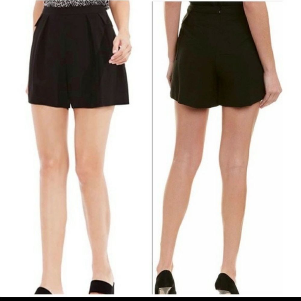🌻VINCE CAMUTO🌻 Belted High Waist Shorts - [Size 12 * Black] - Picture 2 of 8